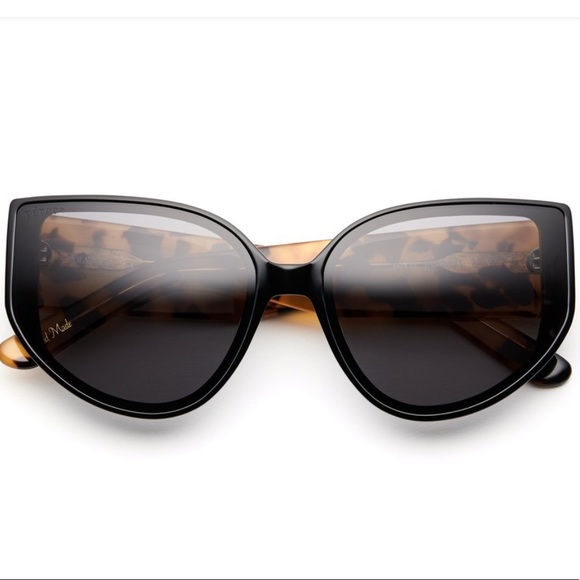 FÉROCE SUNGLASSES - Picture 1 of 4